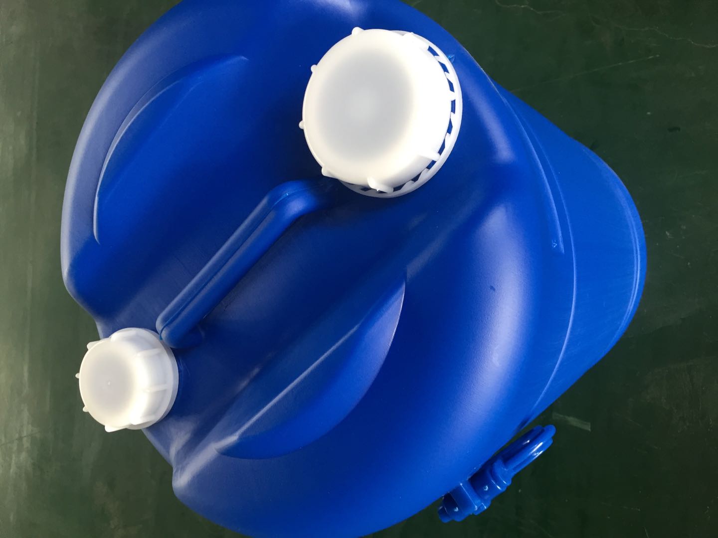 60升雙口塑料桶，60升塑料桶